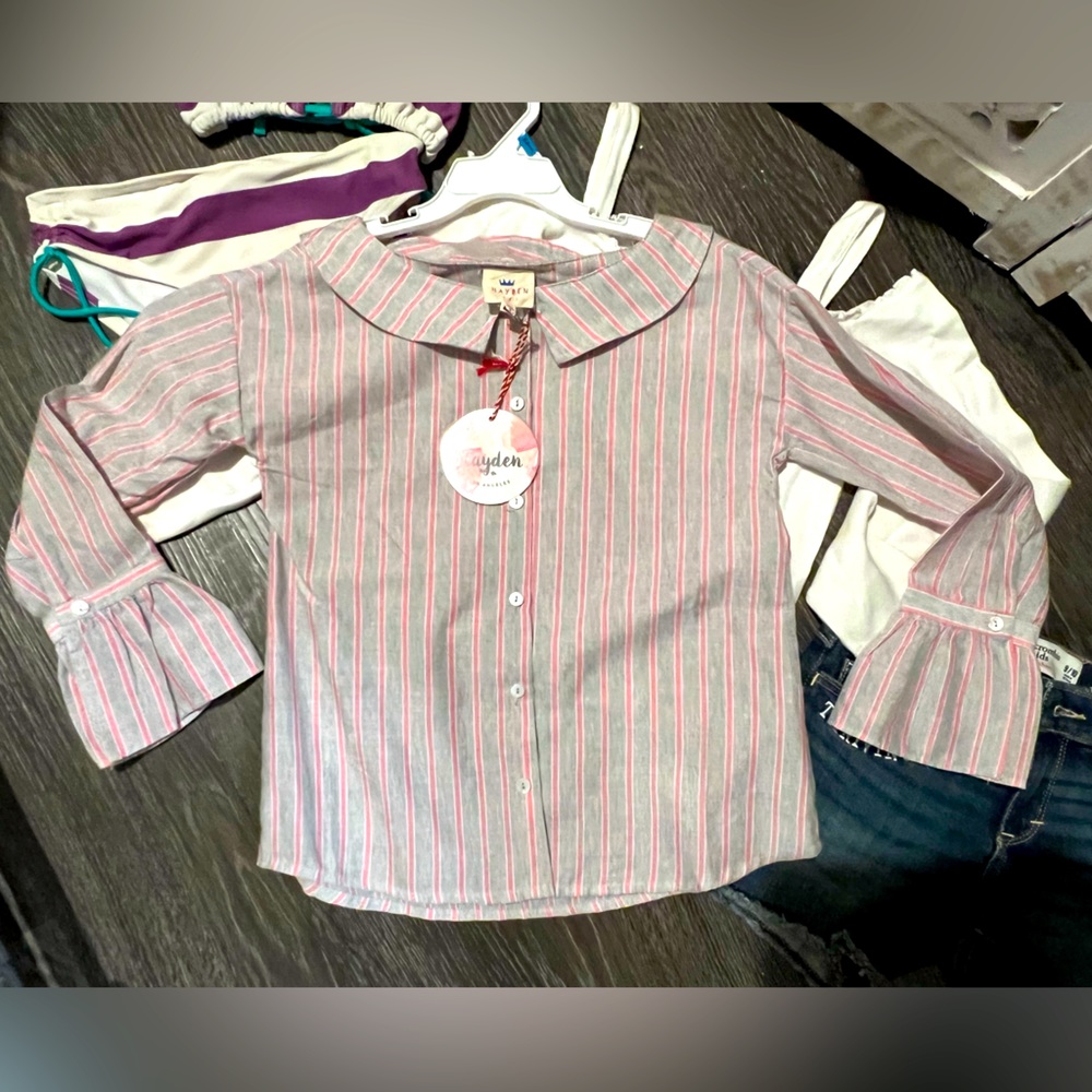 NWT Hayden LA girls shirt